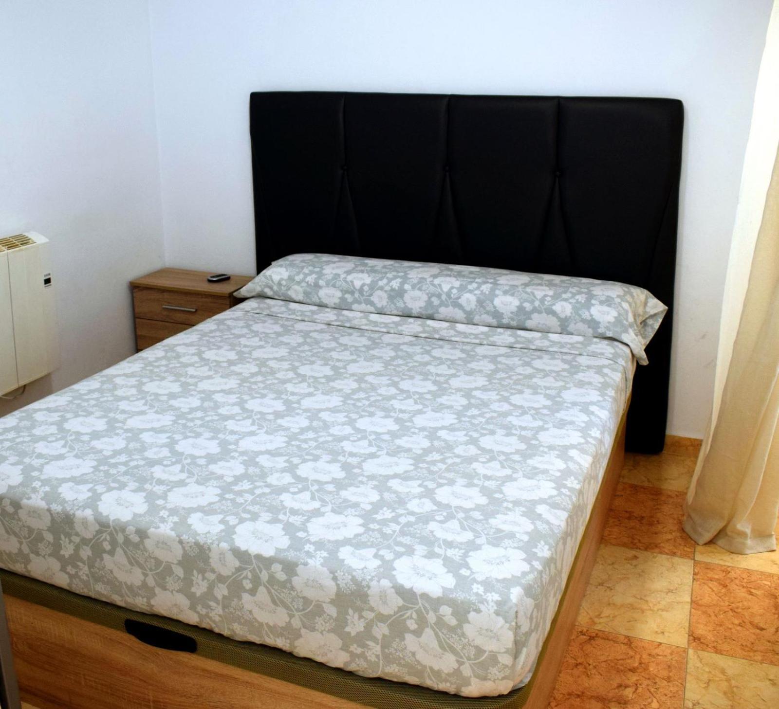 Apartamentos Atlas Terrassa II Экстерьер фото